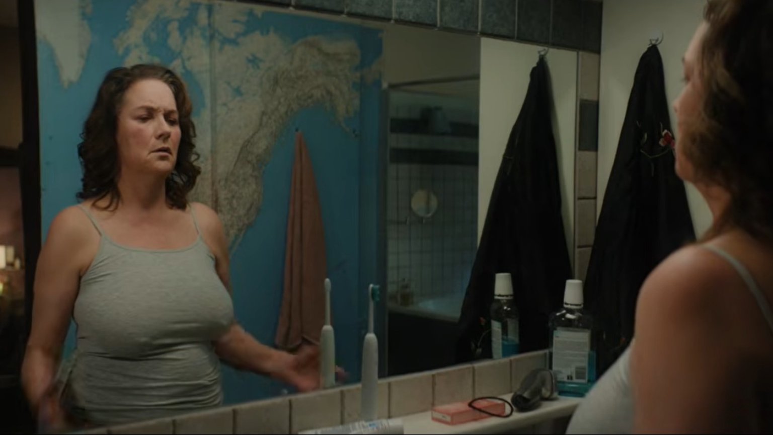 'Wen er maar aan': Nederlandse komedie over de menopauze heeft zijn trailer te pakken