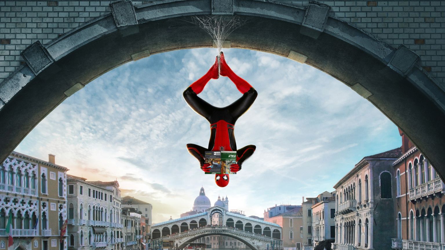 Tom Holland deelt kijkje achter de schermen van nieuwe 'Spider-Man'-film en heeft een belangrijke boodschap