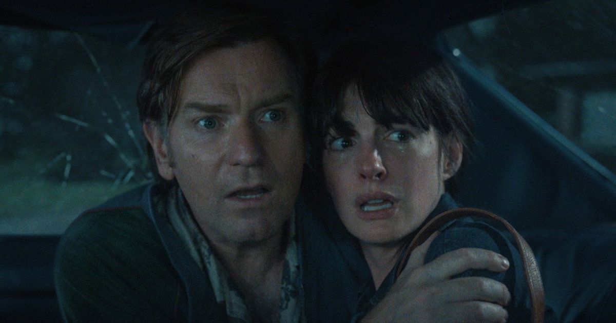 Anne Hathaway and Ewan McGregor on the Run: ‘The End of Oak Street’ features 14-minute new footage Anne Hathaway and Ewan McGregor on the Run: ‘The End of Oak Street’ features 14-minute new footage