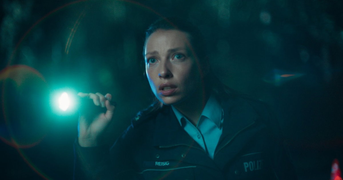 Viewers on the edge of their seats by exciting German miniseries: ‘Oppressive’ Viewers on the edge of their seats by exciting German miniseries: ‘Oppressive’