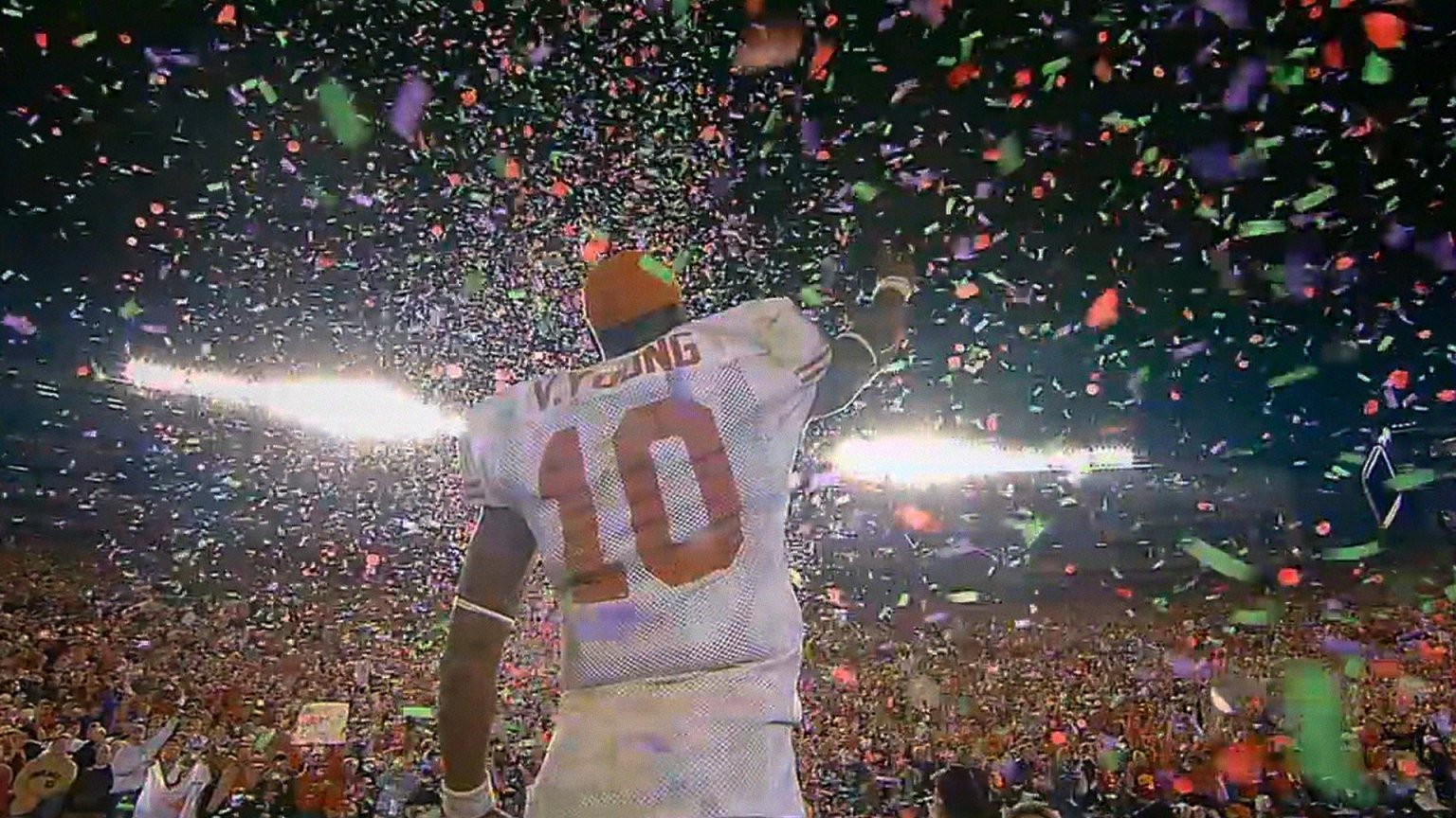 Netflix onthult trailer voor nieuwe 'Untold'-documentaire over footballlegende Vince Young