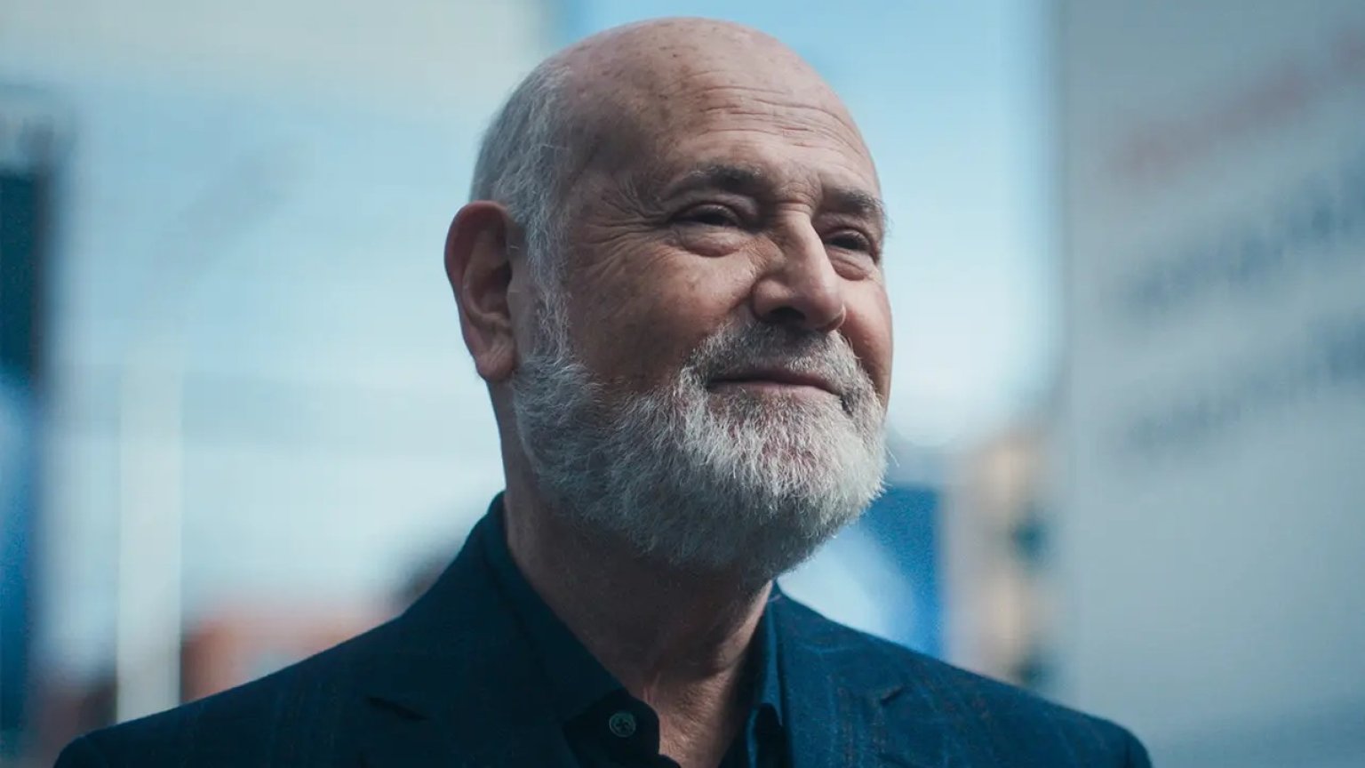 Zoon van Hollywood-regisseur Rob Reiner officieel aangeklaagd voor moord op zijn ouders