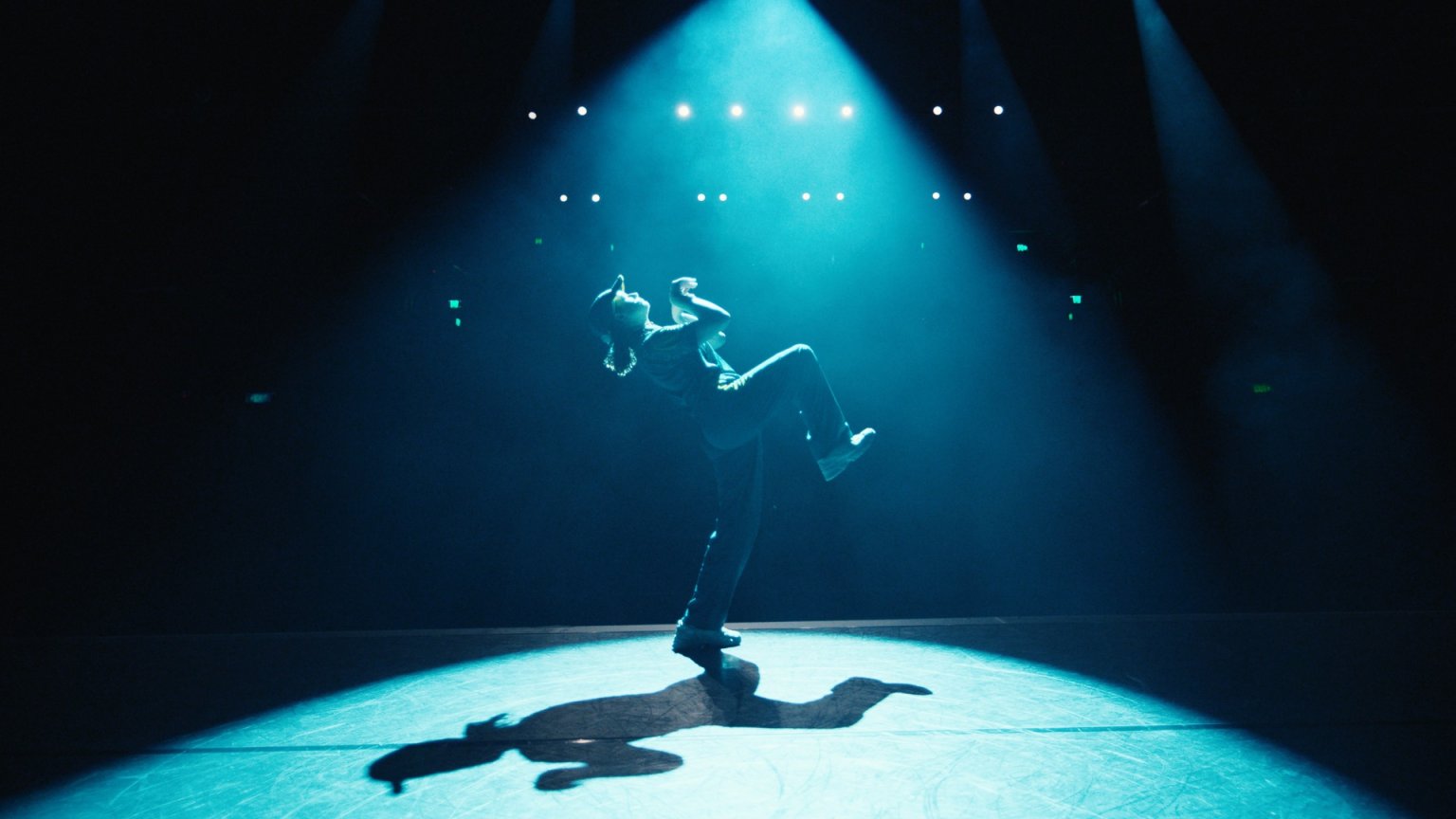 Netflix deelt de trailer van nieuwe 'Untold'-docu over controversiële olympische breakdancer Raygun