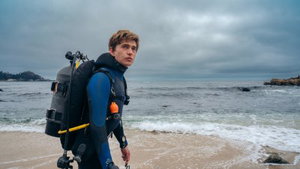 Vast in de buik van een walvis: nieuwe beelden van hachelijke overlevingsthriller nu te zien
