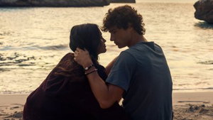 Meeslepende dramafilm over romantische zomerliefde vanaf nu te streamen