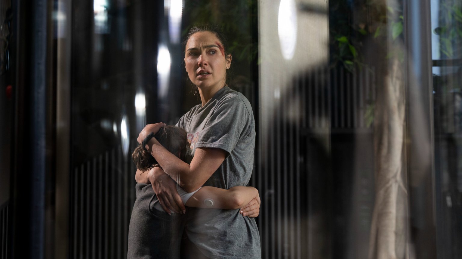 Gal Gadot vanaf vandaag te zien op Prime Video met nieuwe actiethriller 'The Runner'