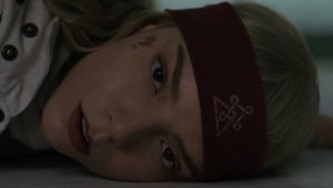 Deftig gala verandert in nachtmerrie in trailer 'Sacrifice' met Anya Taylor-Joy en Chris Evans