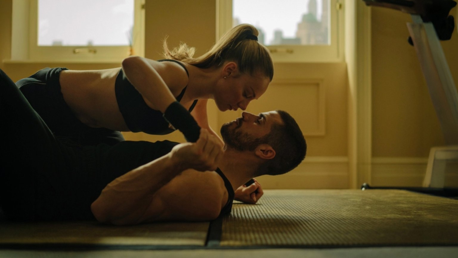 Romantische thriller over een vrouw en haar bodyguard vanaf vandaag te streamen