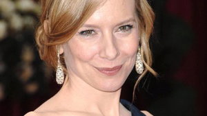 Netflix strikt Oscargenomineerde actrice Amy Ryan voor waargebeurd drama over pijnlijke medische zaak