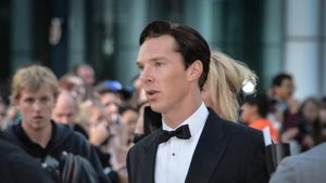 Benedict Cumberbatch en Rosamund Pike verwikkeld in dodelijke familievete  in teaser 'Wife & Dog'