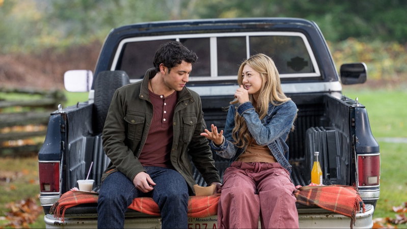 Still 'Crew Girl' via Netflix