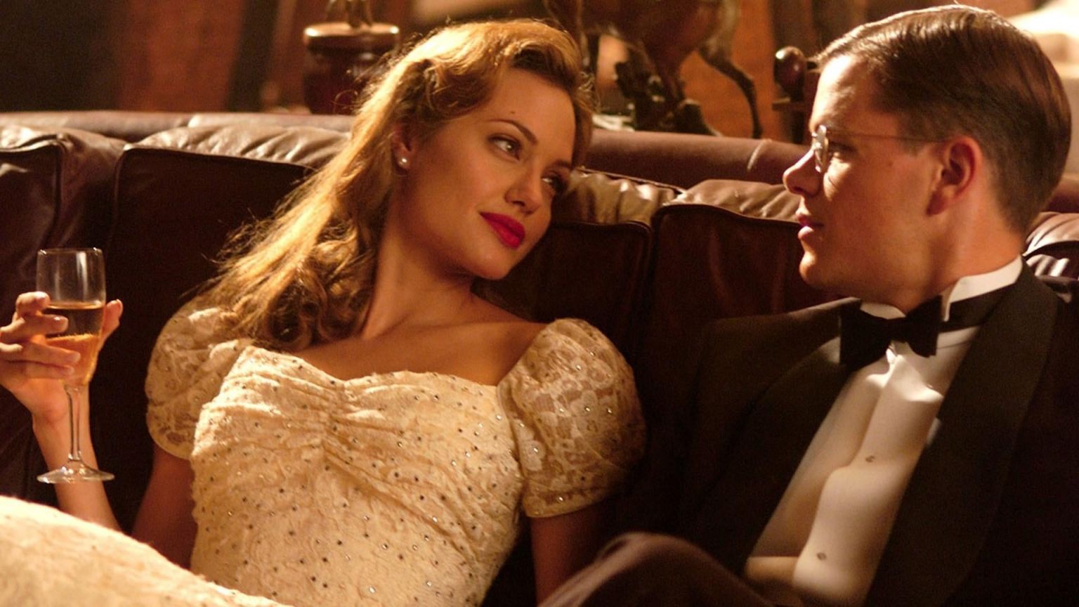 Angelina Jolie regisseert biopic over Britse oorlogsfotograaf Don McCullin