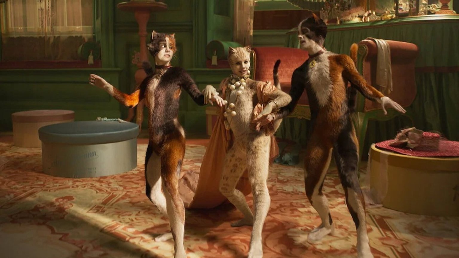 Judi Dench blikt terug op 'Cats': 'Wat een verspilling van talent'