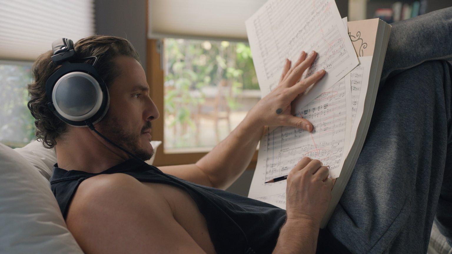 'Behemoth!' trailer: muzikale dramafilm met Pedro Pascal binnenkort in de bioscoop