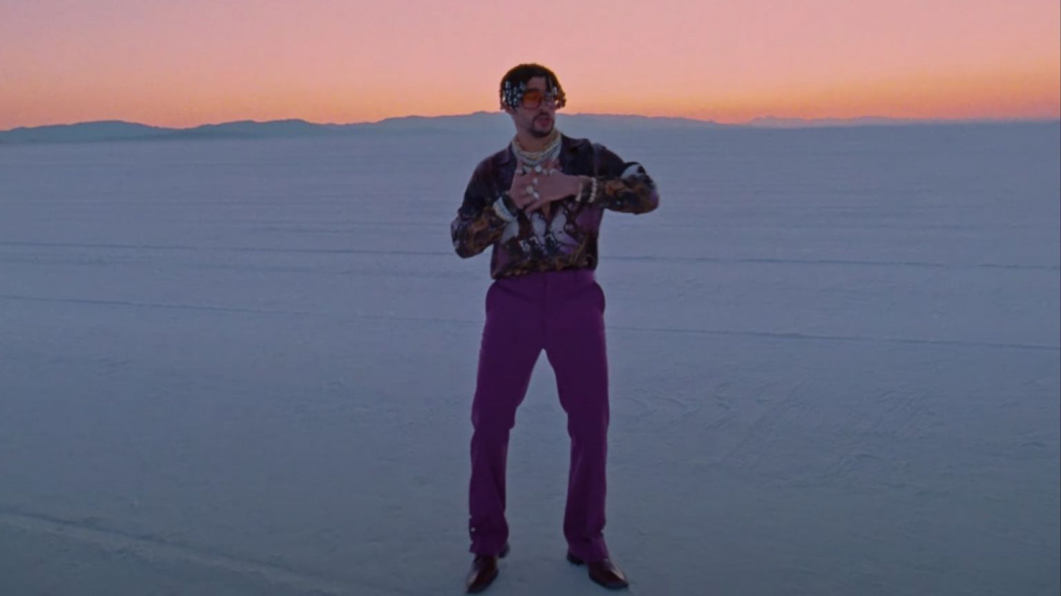 Grammy-winnaar Bad Bunny voegt zich bij cast 'Bullet Train' met Brad Pitt
