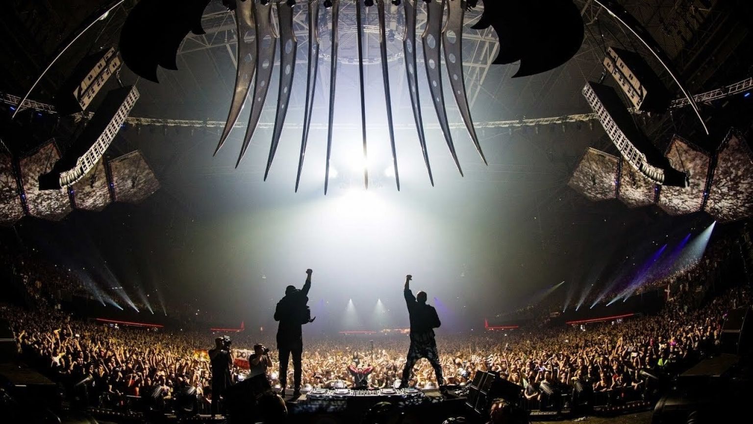 'Qlimax - The Source' van Q-dance eerste hardstyle-productie op Netflix