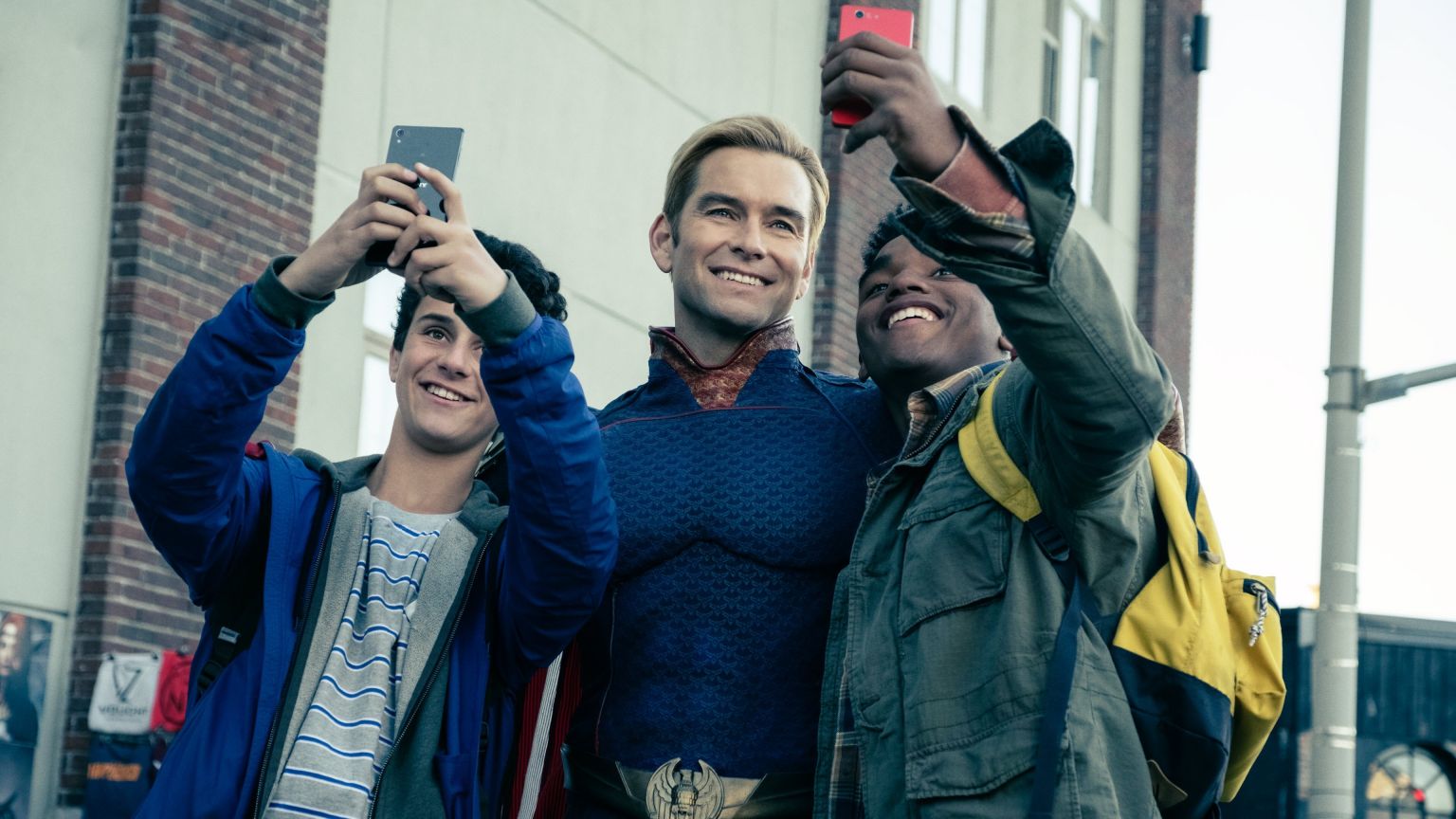 Seriemaker Eric Kripke deelt eerste setfoto's van 'The Boys' seizoen 3
