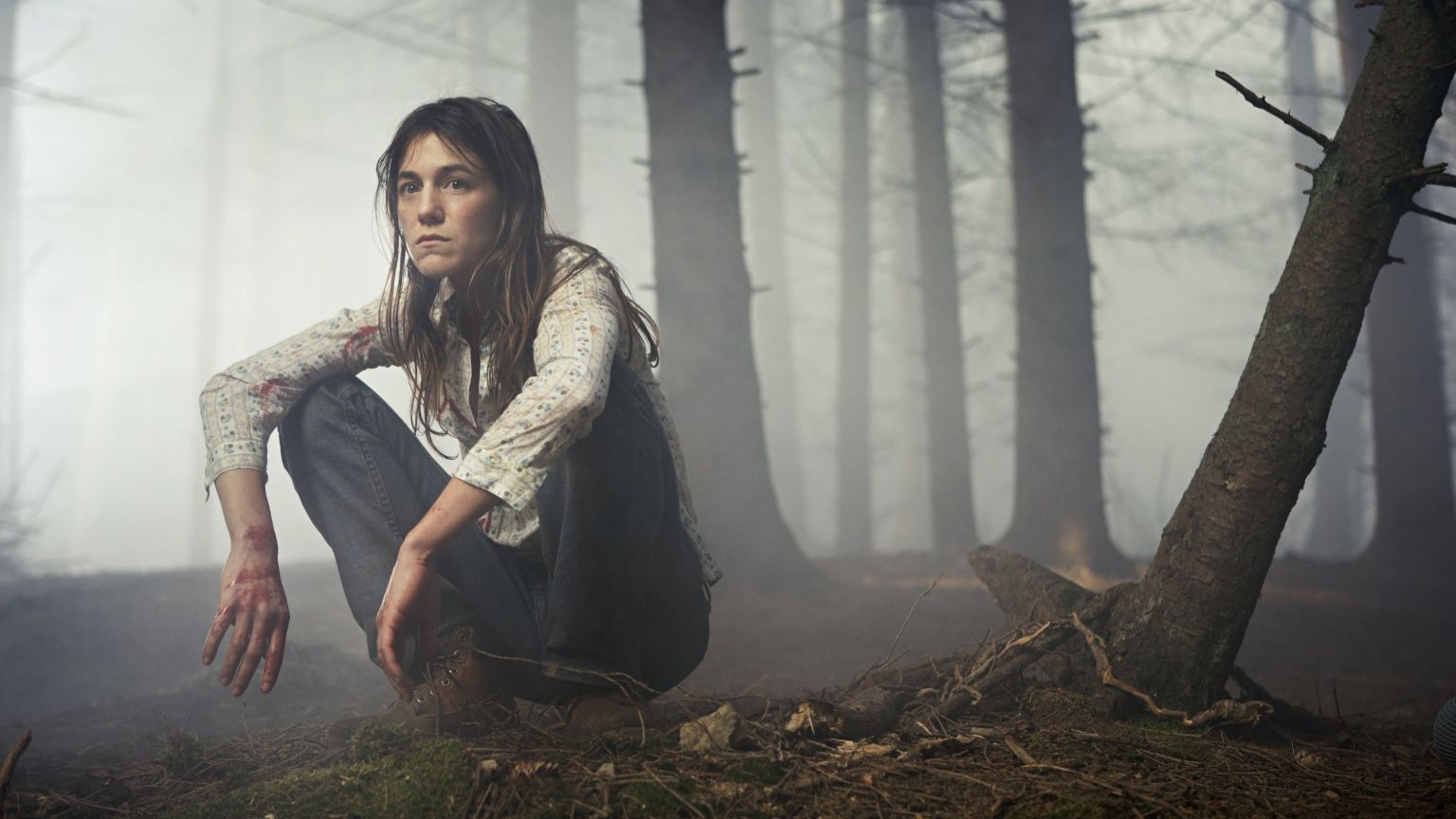 Charlotte Gainsbourg & Hugh Bonneville hebben de hoofdrollen in spionagethriller 'Lives in Secret' over WOII