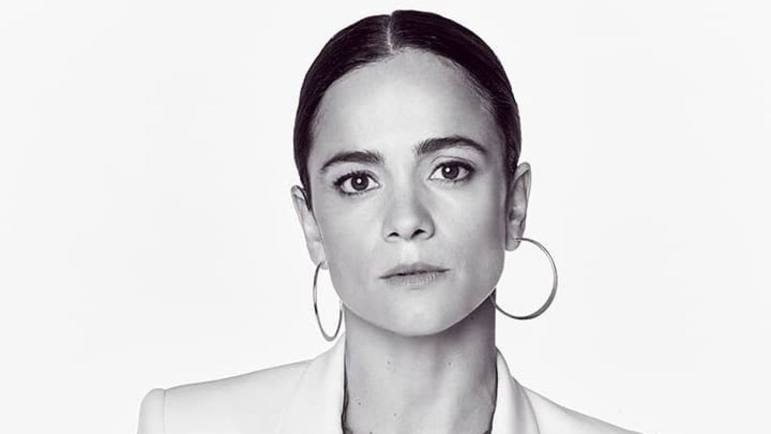 Alice Braga bedankt fans van 'Queen of the South' in nieuwe video