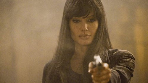 Spannende trailer van westernthriller 'Those Who Wish Me Dead' met Angelina Jolie nu te zien