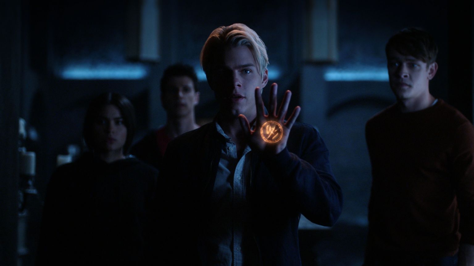 Netflix kondigt nieuwe sciencefictionserie 'The Imperfects' aan van de makers van 'The Order'