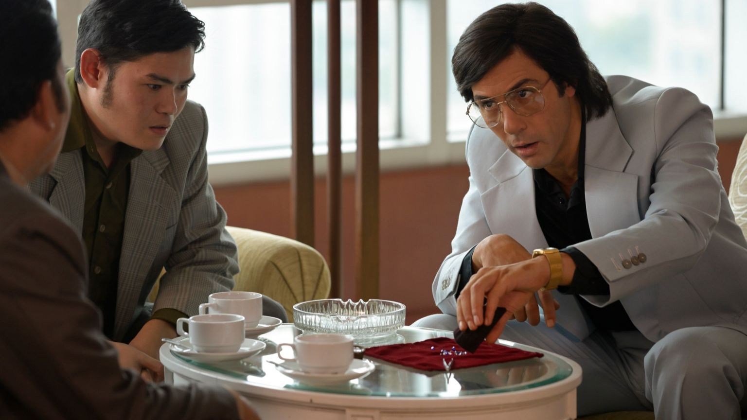 Genoten van 'The Serpent'? Bekijk dan ook deze 5 misdaadseries op Netflix