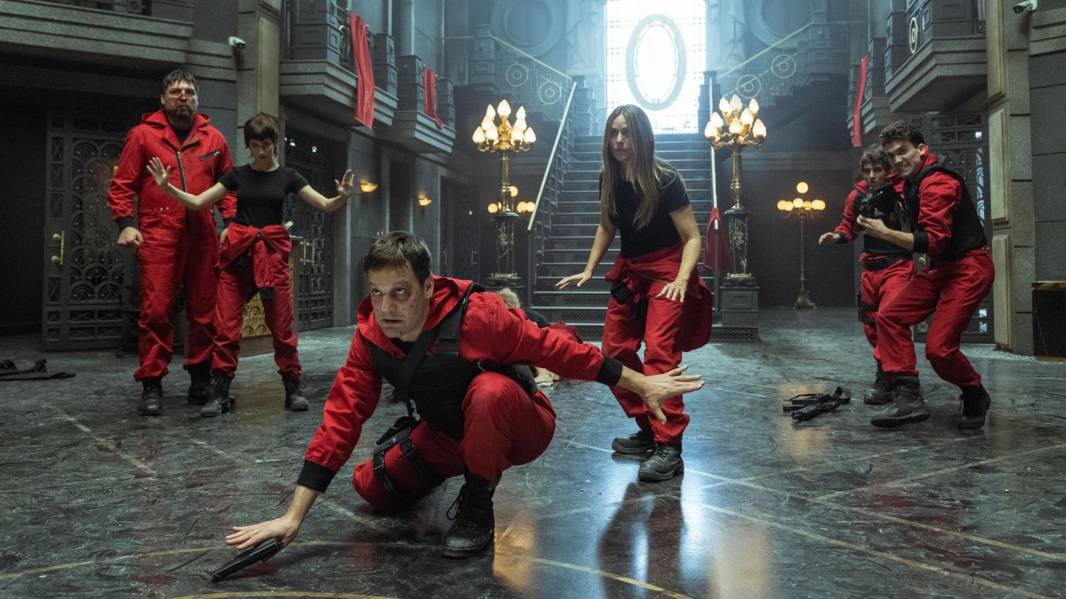 Netflix deelt eerste beelden en plotdetails van seizoen 5 van 'La Casa de Papel'
