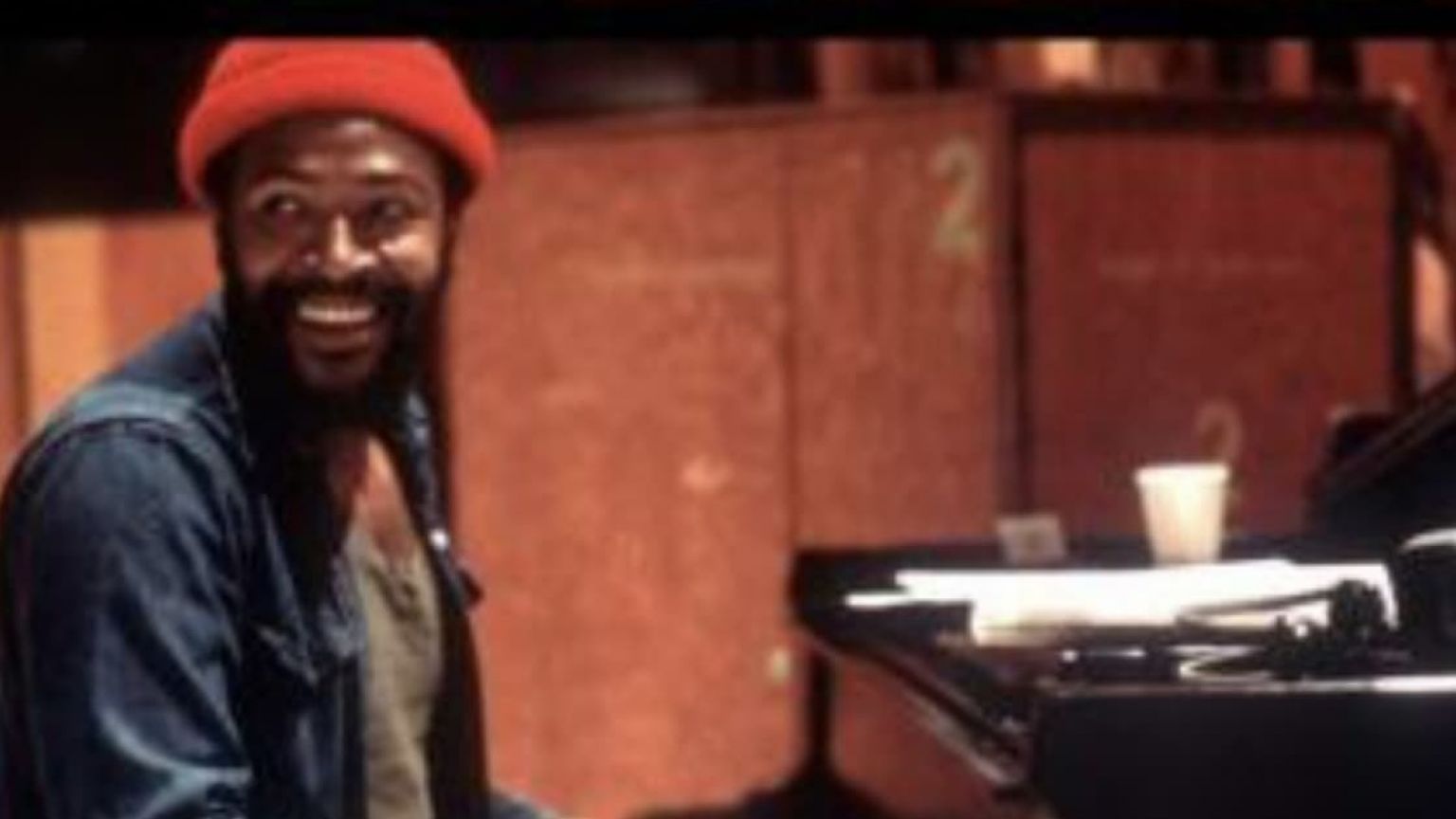 Dr. Dre en Jimmy Iovine gaan Marvin Gaye biopic 'What's Going On' produceren voor Warner Bros