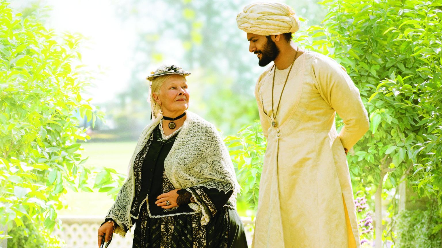 Biografische dramafilm 'Victoria & Abdul' met Judi Dench vanaf vandaag te zien op Netflix