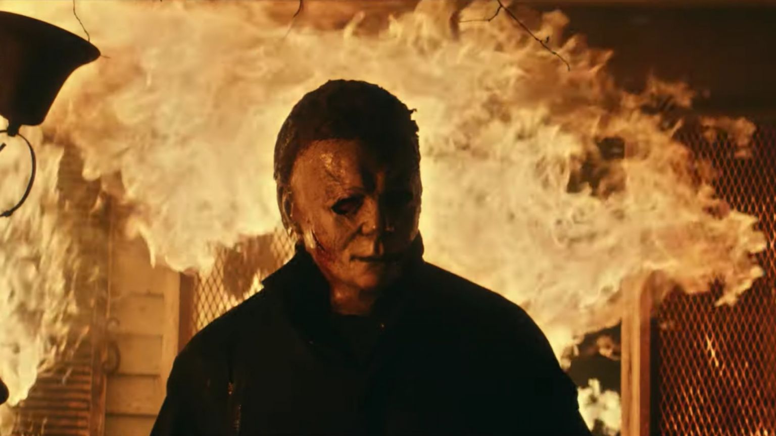 Jamie Lee Curtis is uit op wraak in de bloederige trailer van 'Halloween Kills'