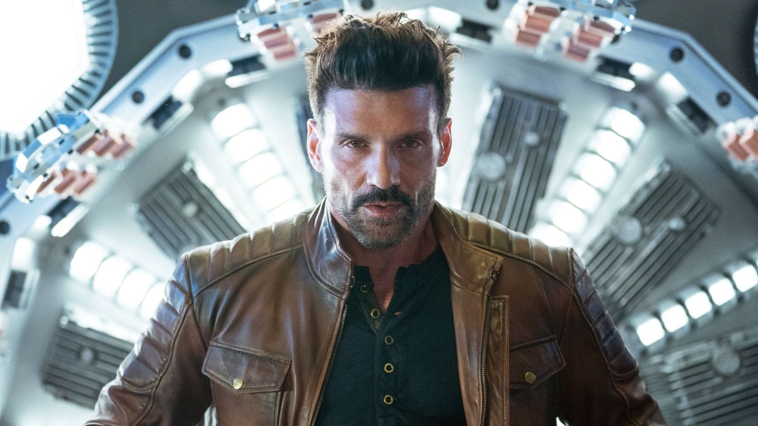 Actiefilm 'Boss Level' met Frank Grillo en Naomi Watts vanaf vandaag te zien op Netlfix
