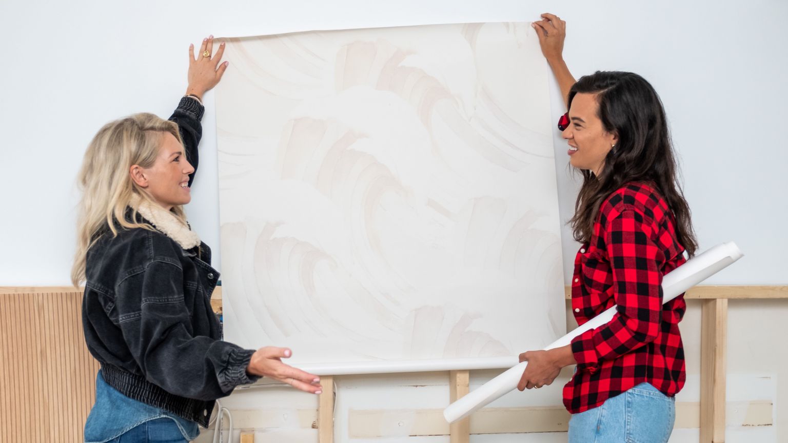 Netflix deelt trailer van nieuwe realityserie 'Motel Makeover'