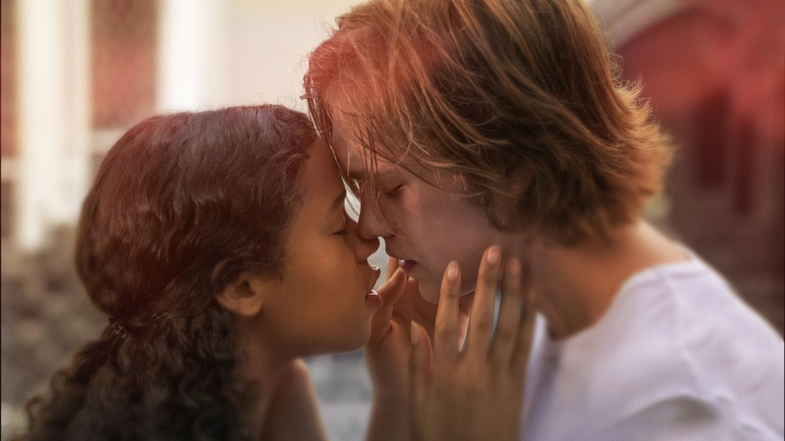 Meeslepende dramafilm 'Words on Bathroom Walls' vanaf vandaag in de bioscoop te zien