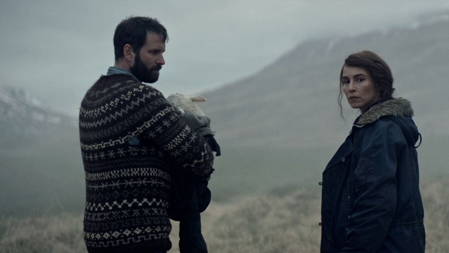 A24 deelt onheilspellende trailer van mysterieuze IJslandse dramafilm 'Lamb'