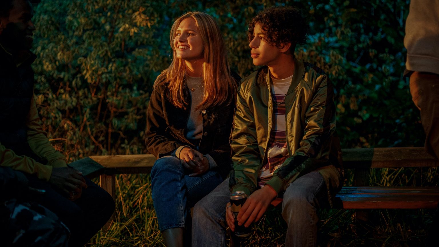 Netflix onthult de trailer en releasedatum van romantische Zweedse dramafilm 'Vinterviken'