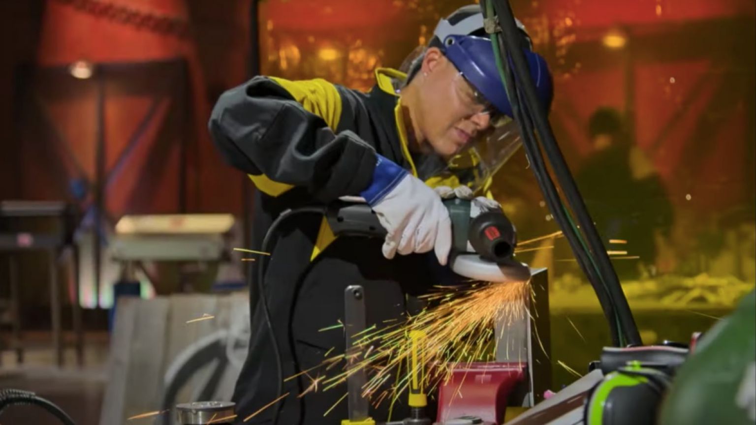 Netflix deelt aanstekelijke trailer van eerste seizoen van spelshow 'Metal Shop Masters'