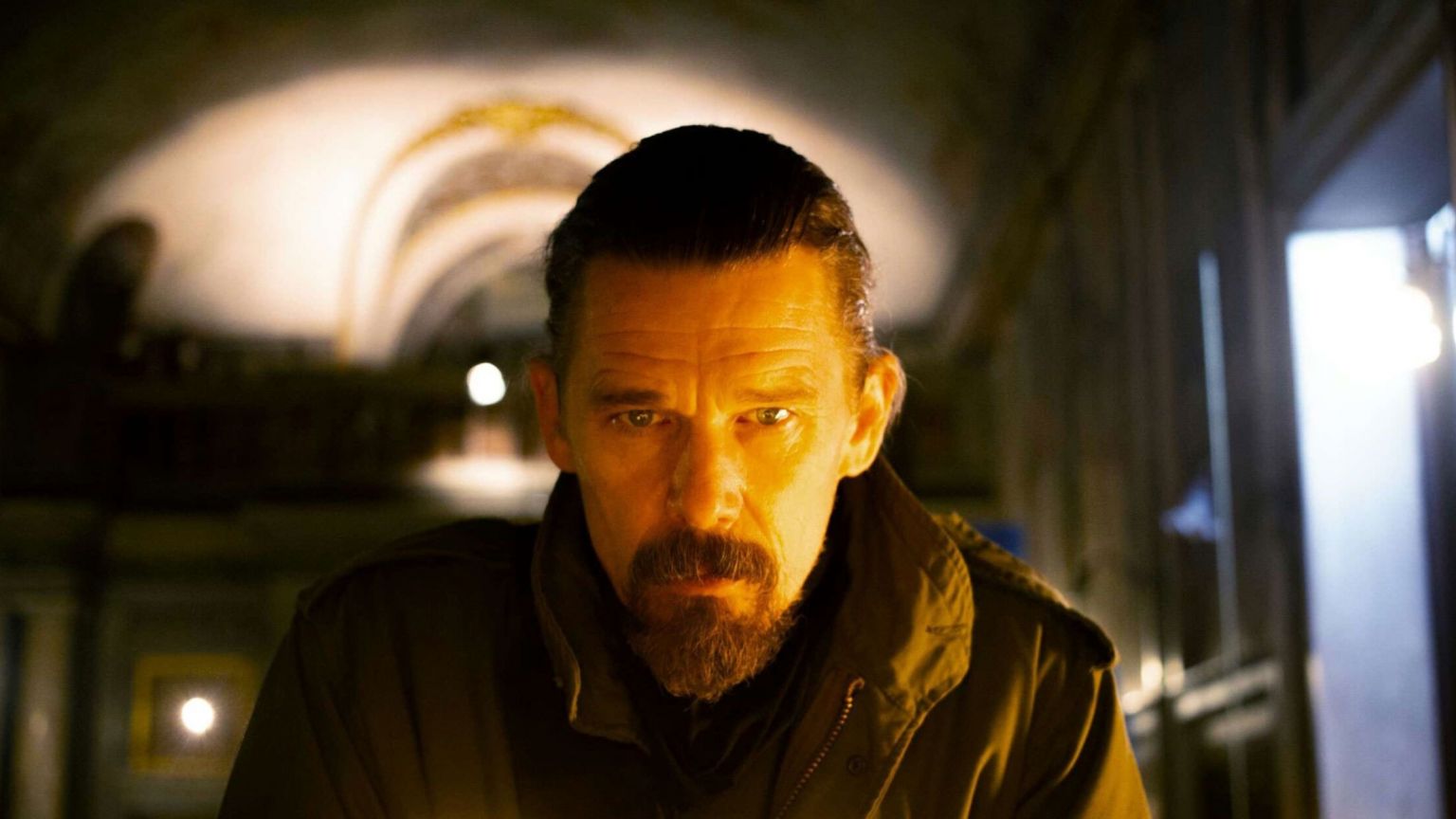 Ethan Hawke onthult nieuwe details over zijn rol in Marvel-serie 'Moon Knight'