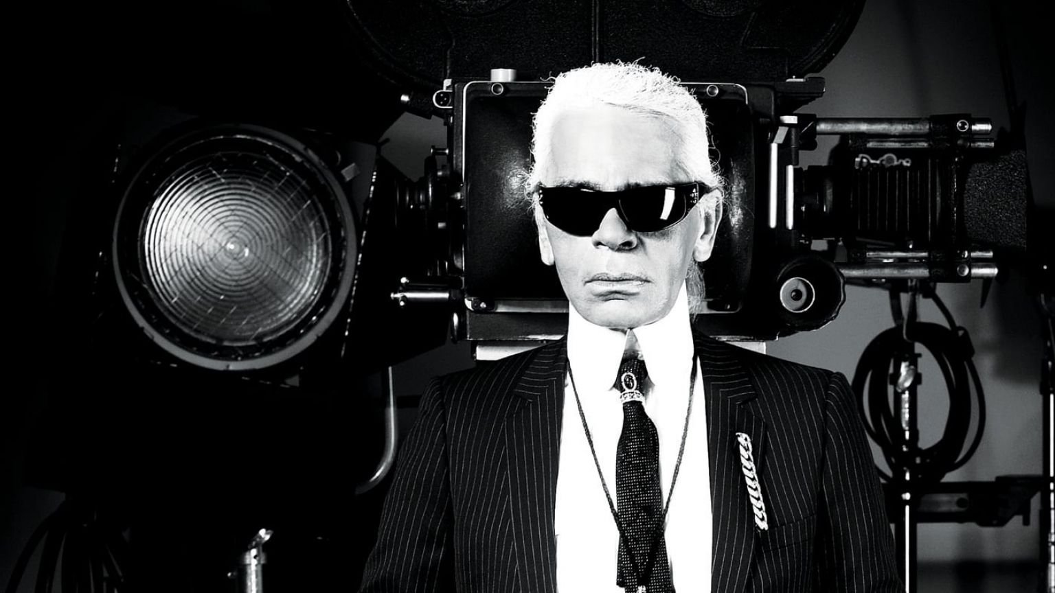 Disney+ werkt aan serie over stijlicoon Karl Lagerfeld 'Kaiser Karl' met makers van 'Lupin'