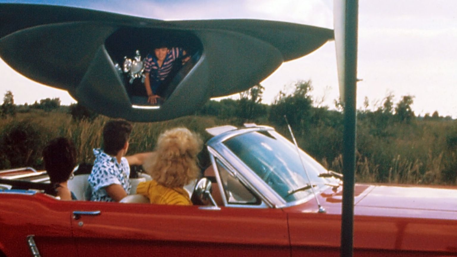 Disney werkt aan reboot van 'Flight of the Navigator' met vrouwelijke cast, Bryce Dallas Howard zal regisseren