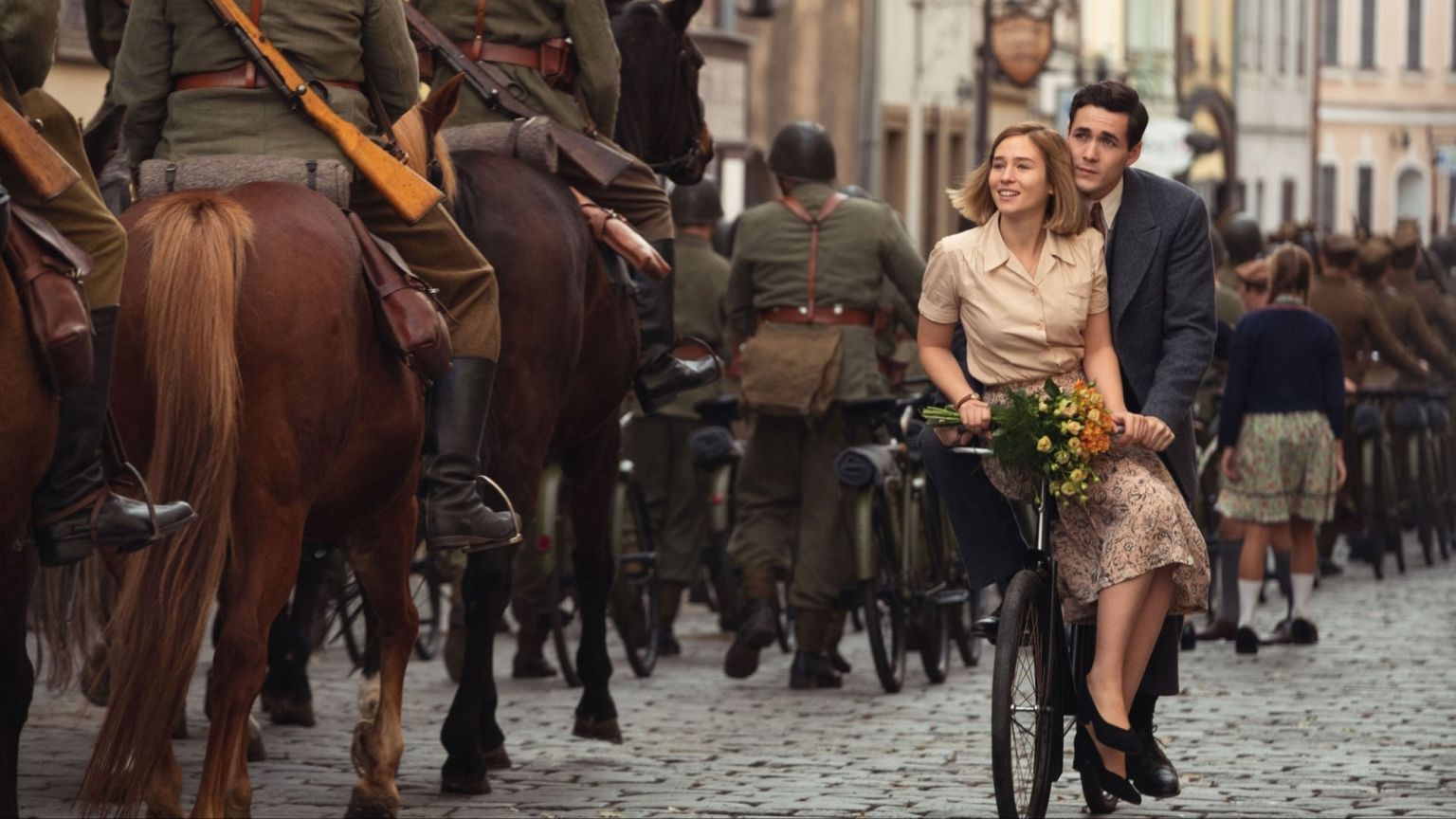 Nieuw op Disney+: miniserie 'World on Fire' over het dagelijkse leven tijdens WOII