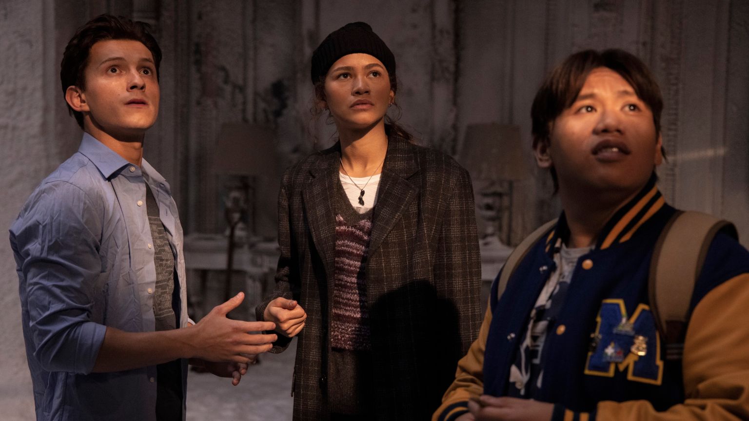Happy maakt zich zorgen om Peter in nieuwe 'Spider-Man: No Way Home'-video