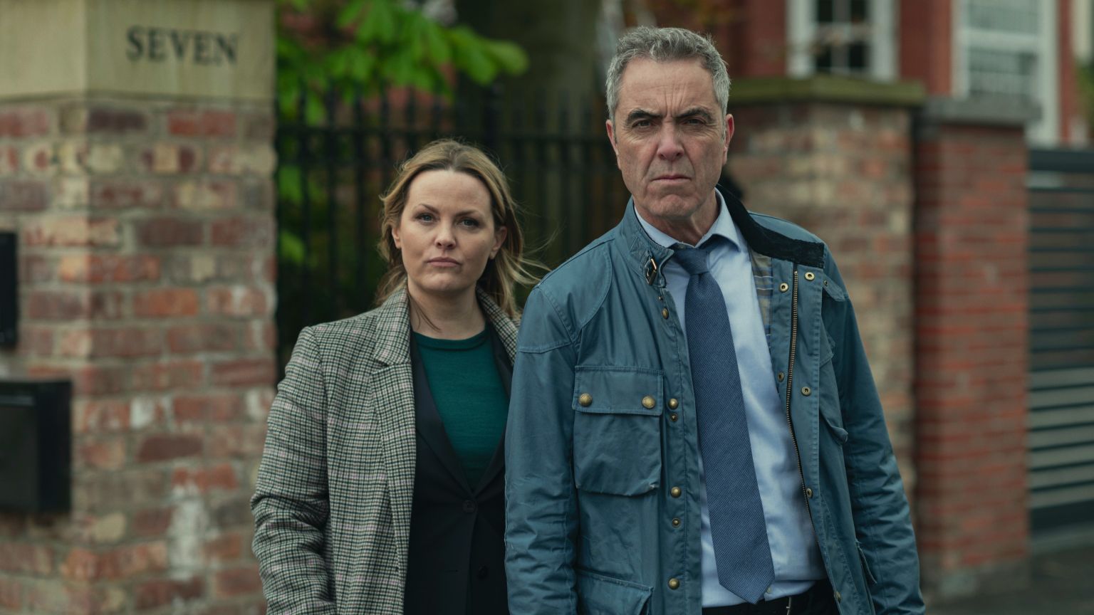 Harlan Coben-serie 'Stay Close' vanaf volgende week op Netflix: alles over de nieuwe misdaadserie
