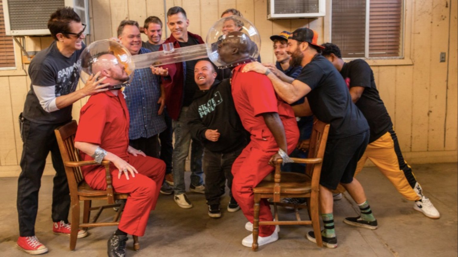 Universal deelt final trailer van 'Jackass Forever'