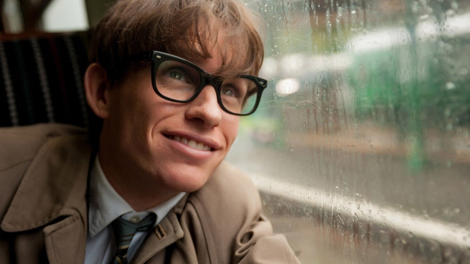 Vanavond op tv: Eddie Redmayne als Stephen Hawking in 'The Theory of Everything'