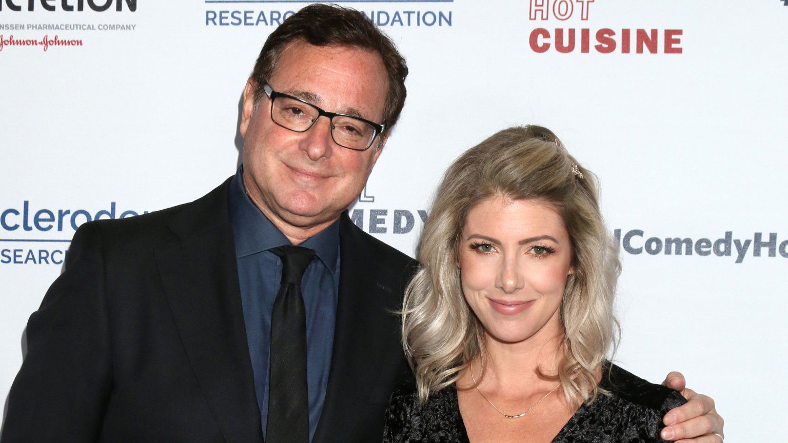 Kelly Rizzo reageert op de plotselinge dood van haar man Bob Saget