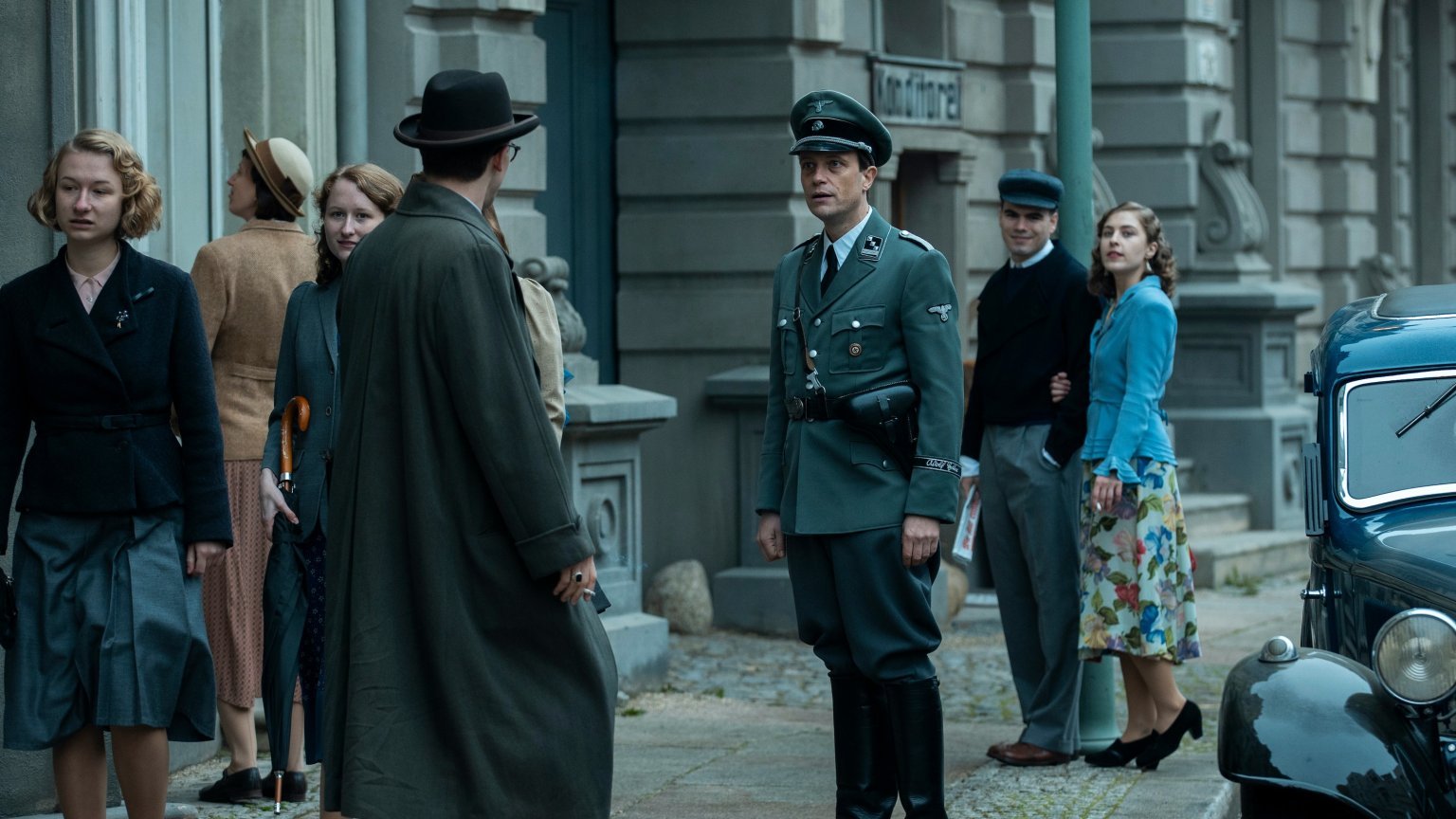 Oorlogsthriller 'Munich: The Edge of War' nu te zien op Netflix