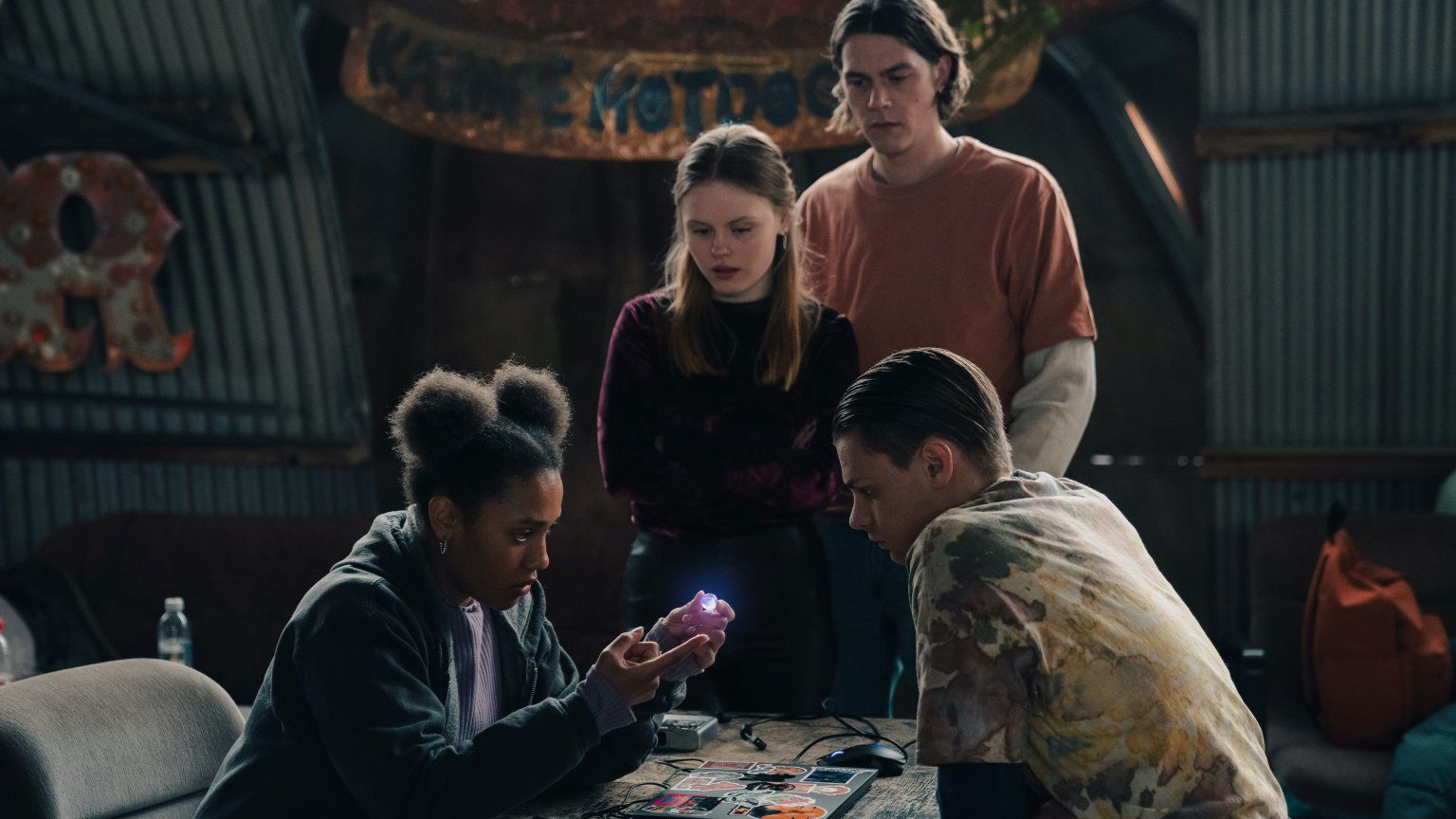'Chosen' vanaf volgende week op Netflix: alles over de nieuwe Deense serie van makers 'The Rain'