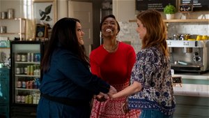 Maddie, Helen en Dana Sue zijn terug in de trailer van 'Sweet Magnolias' seizoen 2