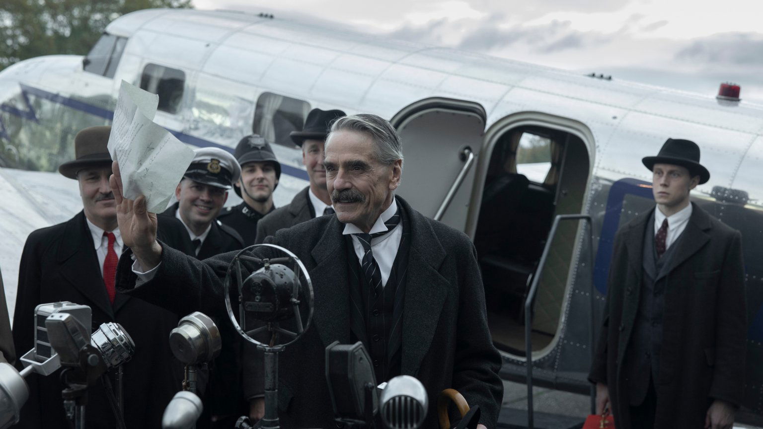 Recensie 'Munich: The Edge of War'