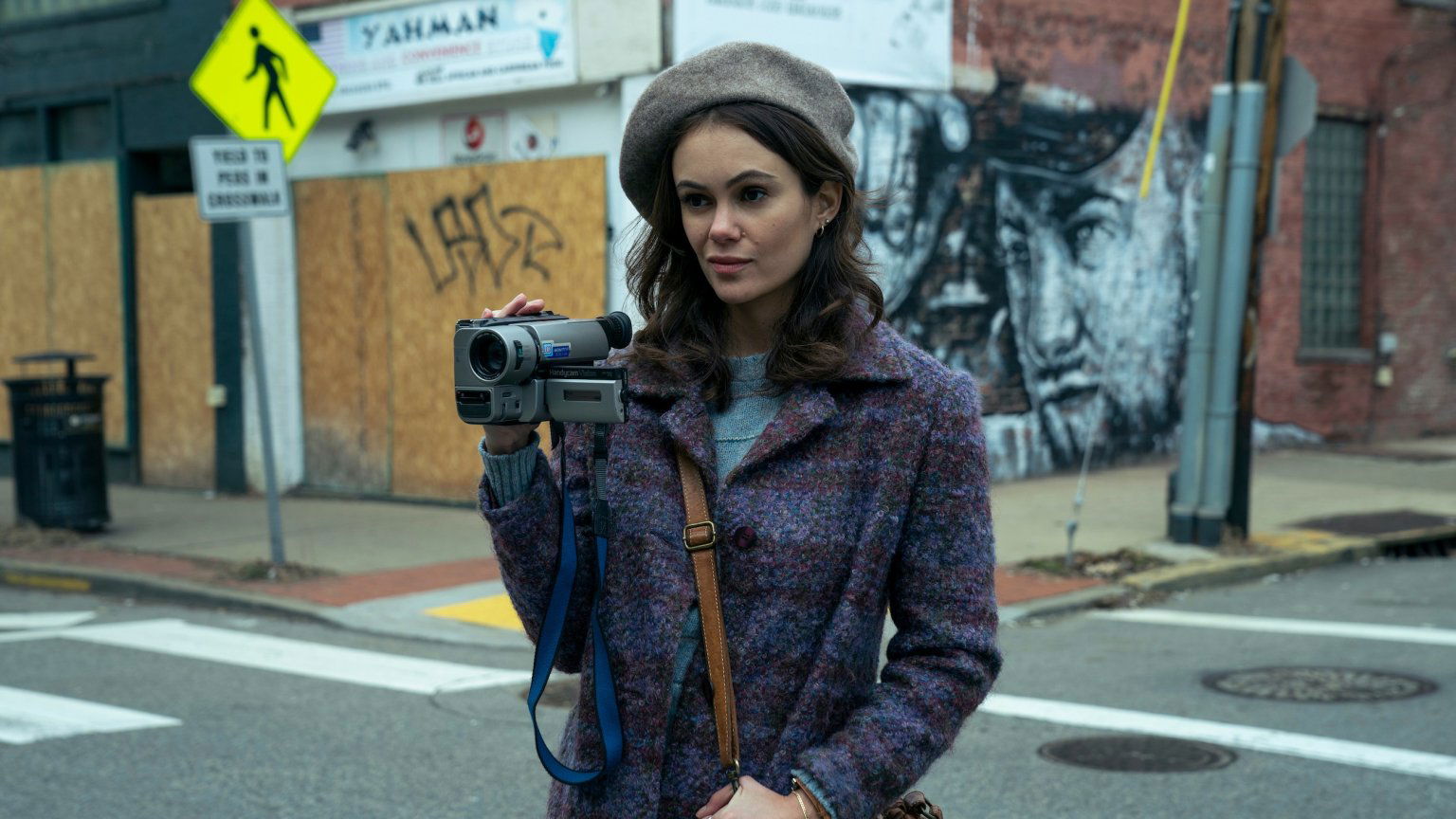 Genoten van 'Archive 81'? Bekijk dan ook deze 5 thrillerseries op Netflix